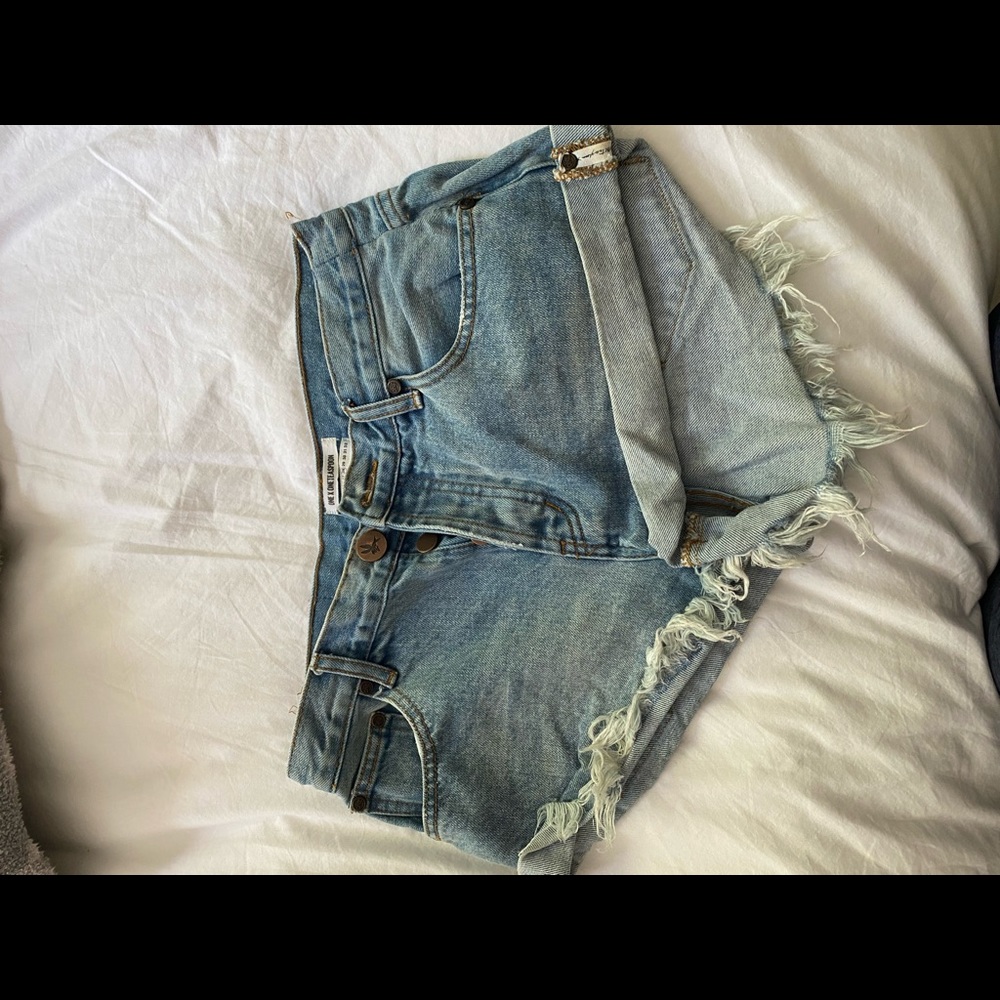 ONExONETEASPOON Cutoff Jean shorts